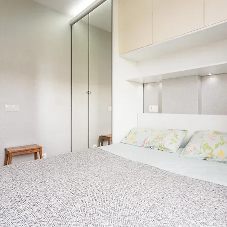 Apartment Columbo Go2lloret *